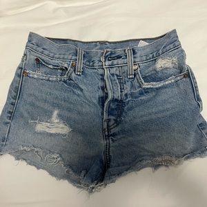 Levi’s shorts
